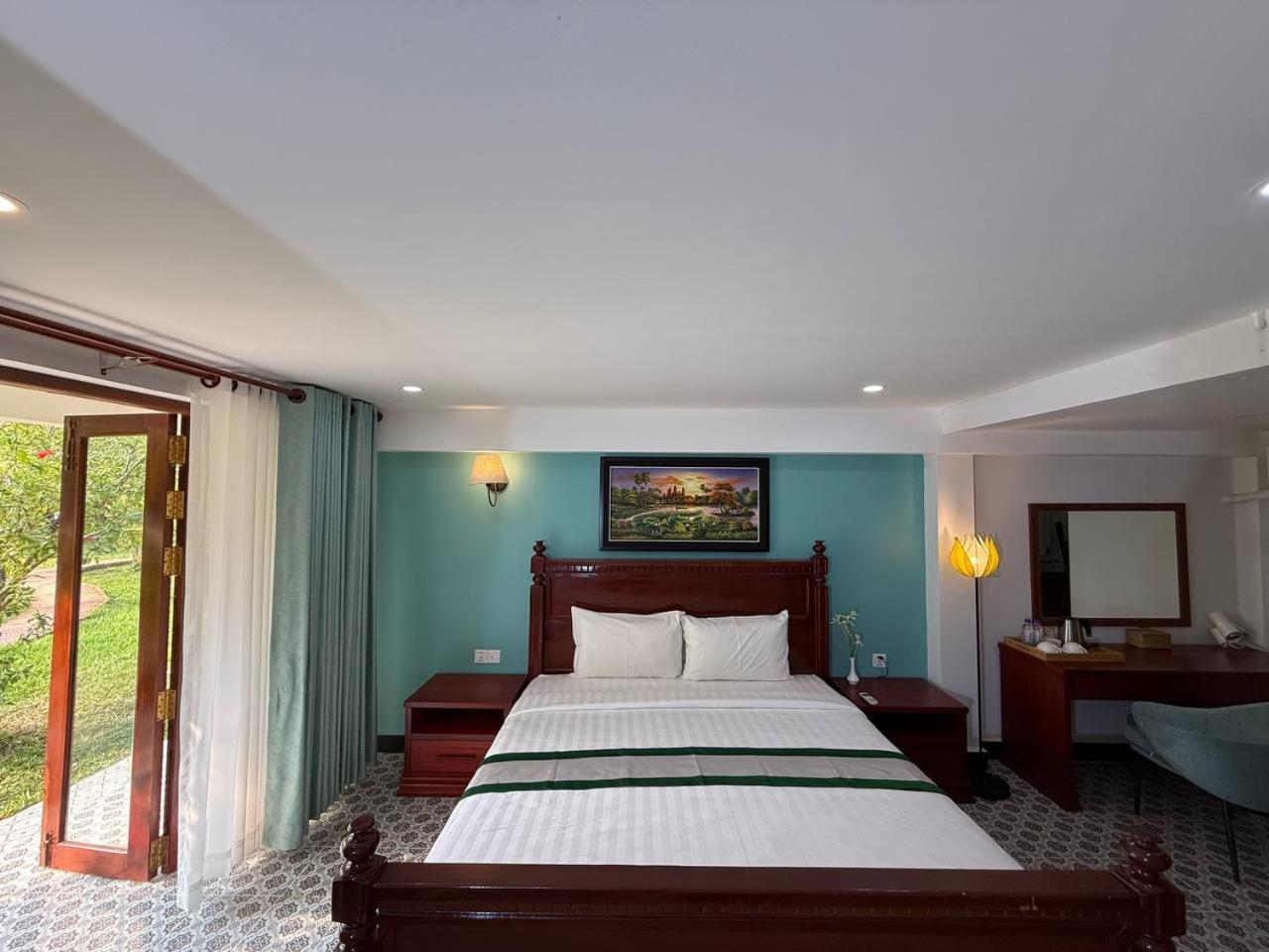 Ganesha Kampot Resort Exterior photo
